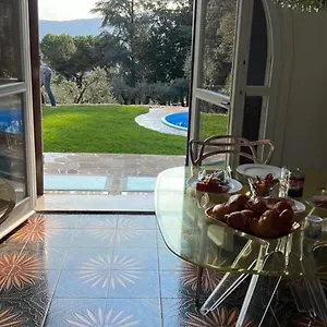 Jasmine Bed & Breakfast
